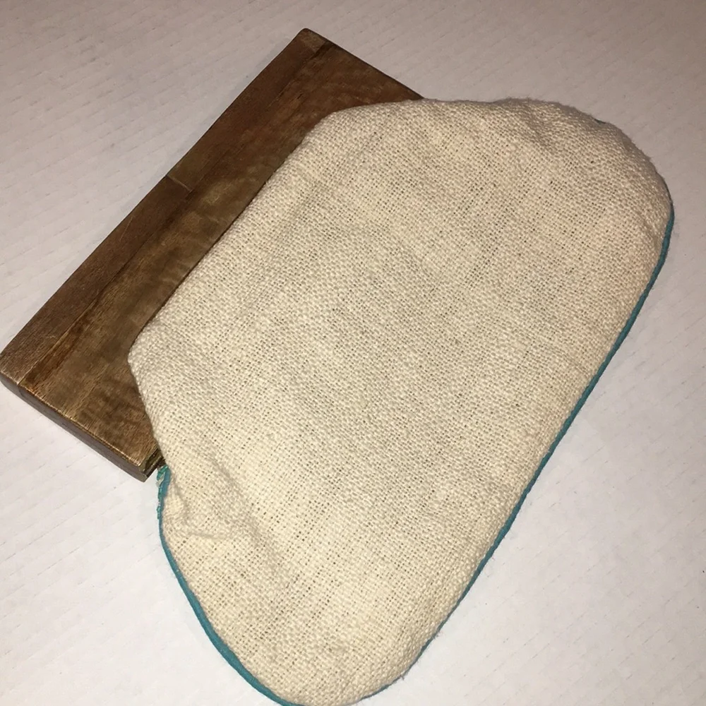 Fbulous MJ New York Oasis Clutch | Wood Clasp Boho Beaded Purse